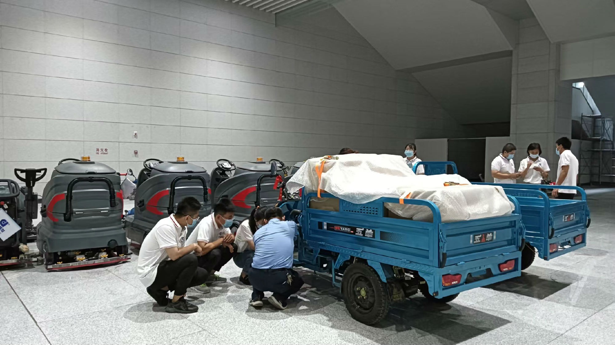 淄博火車站南廣場 DJ150SL3.jpg